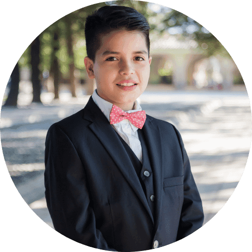 Renta de trajes para niños y adolescentes