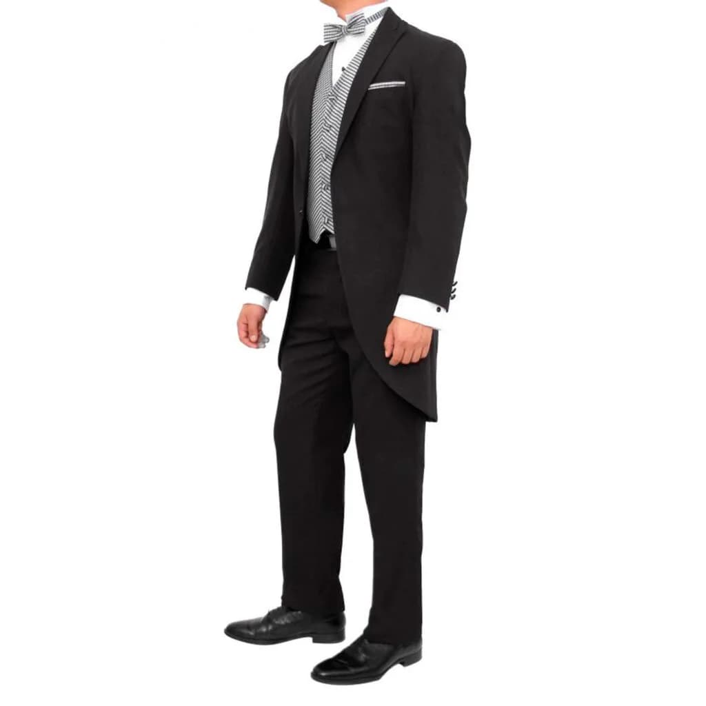 Modelo de traje disponible en Elegance Puebla 3